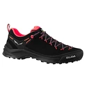 Încălțăminte outdoor pentru femei Salewa  WILDFIRE LEATHER Black/Fluo Coral