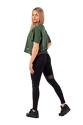 Tricou pentru femei Nebbia  Organic Cotton Loose Fit “The Minimalist” Crop Top 417 dark green